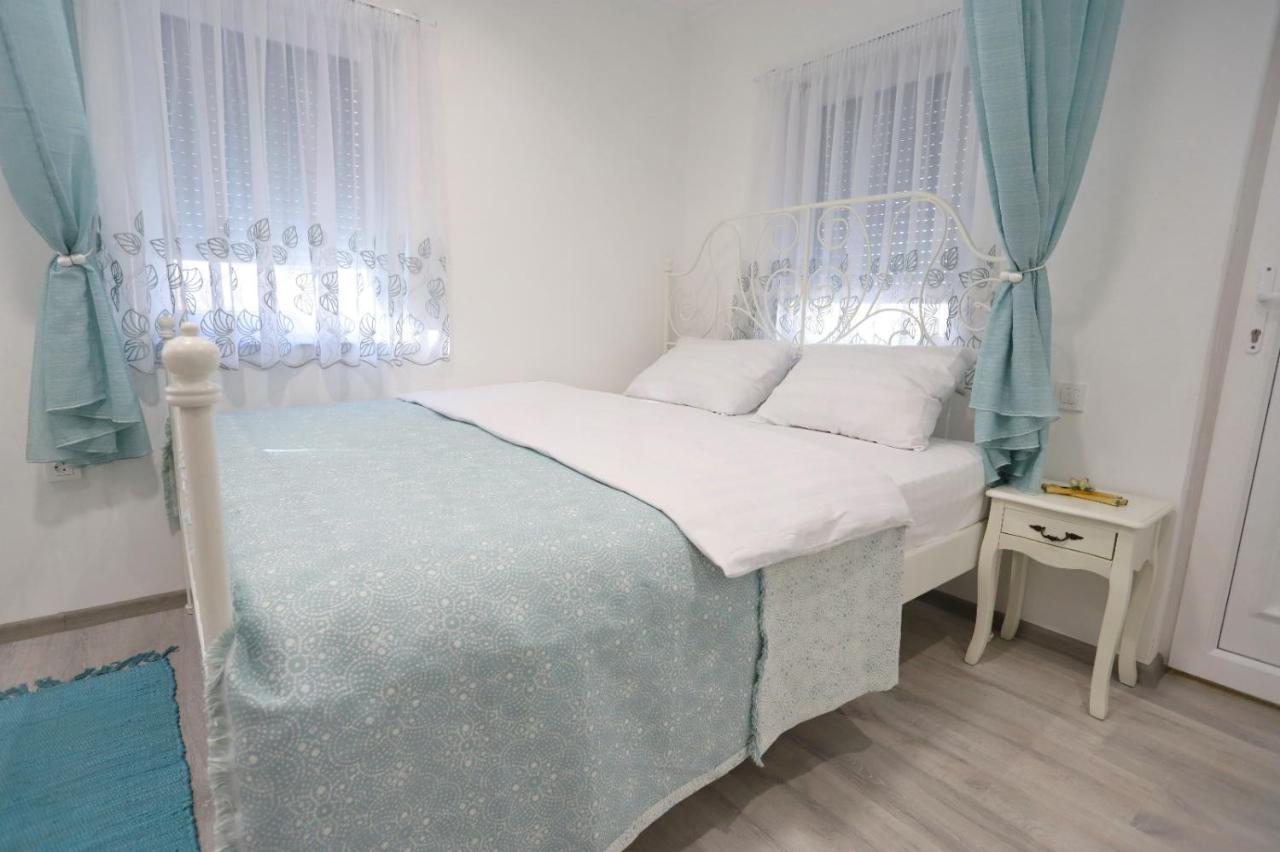 Central Luxury Apartments 拉迪亚 外观 照片